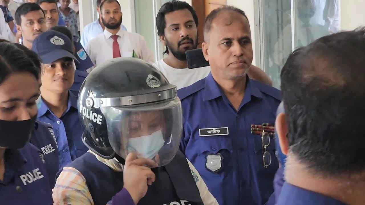 ৬ দিনের রিমান্ড শেষে কারাগারে মমতাজ